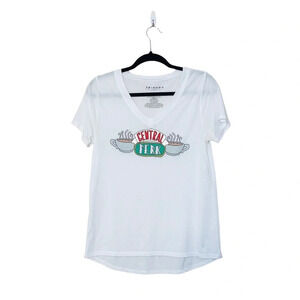 Friends Central Perk White V-neck Short Sleeve Graphic Tee Medium Women’s